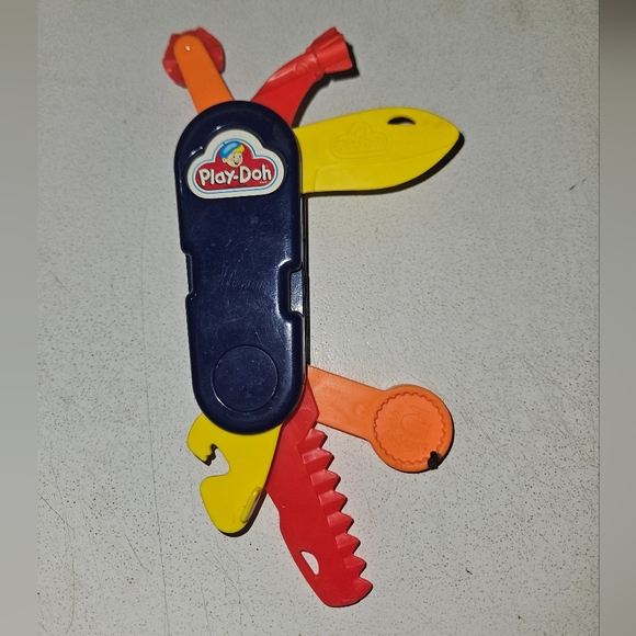Vintage 80s Play Doh Fun Cutter Multi Tool Swiss Army Knife Playskool Toy! - Picture 3 of 5